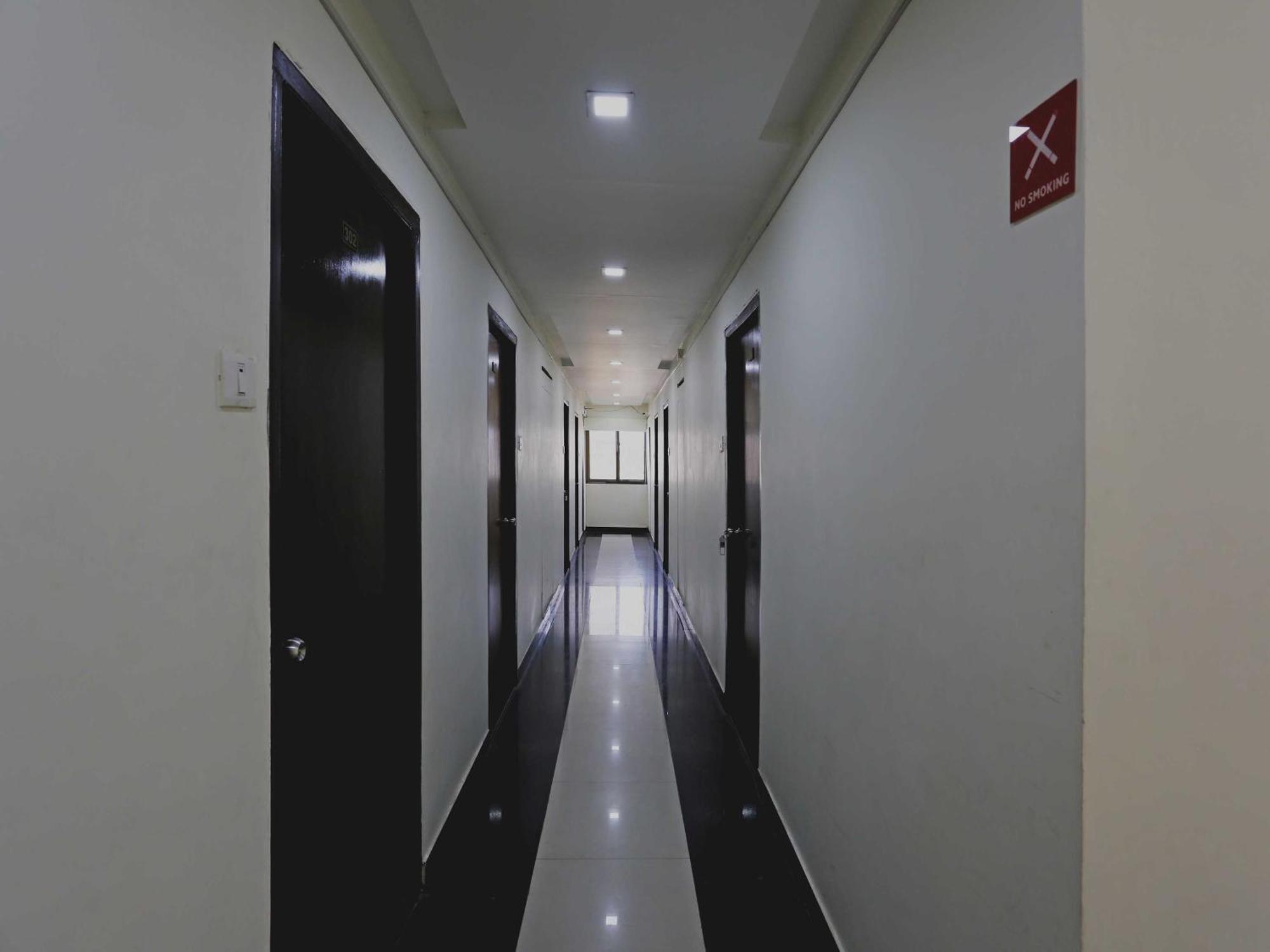 Hotel O Golden Wings Udaipur Exterior photo